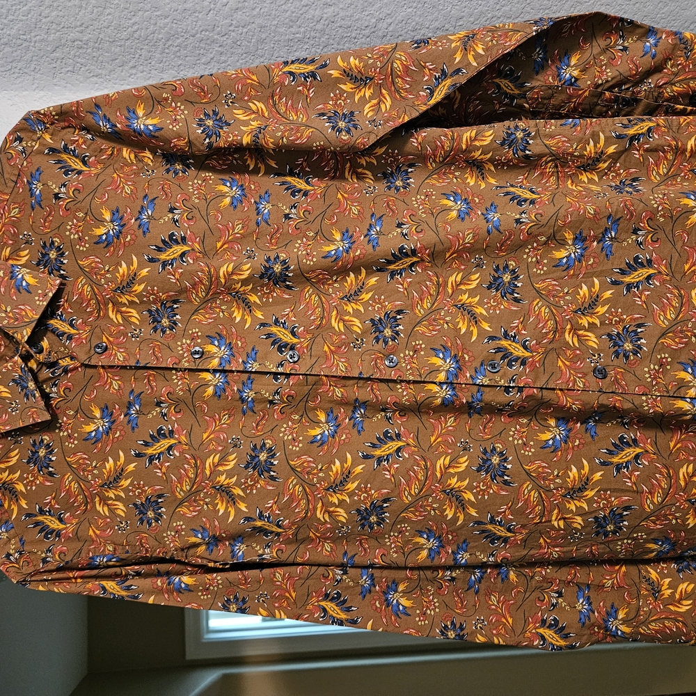 Tasso Elba Brown and Yellow Casual Button Down Shirt with Intricate Pattern